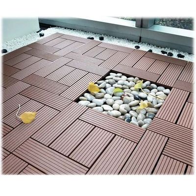 300 X 300 de Muurcomités van Wpc Decoratieve Houten Met elkaar verbindende het Dektegels van Vloerredrose Diy