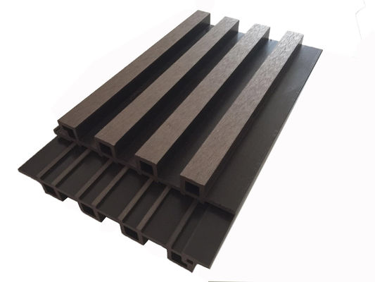 UV van de de Muurbekleding van Weerstandswpc Buiten de Muurcomité van Fade Resistant Railway Platform Wpc